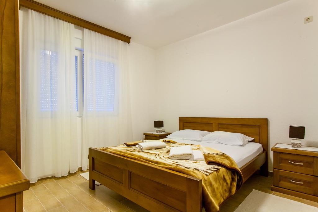 Apartments Ljubica Herceg Novi Kamer foto