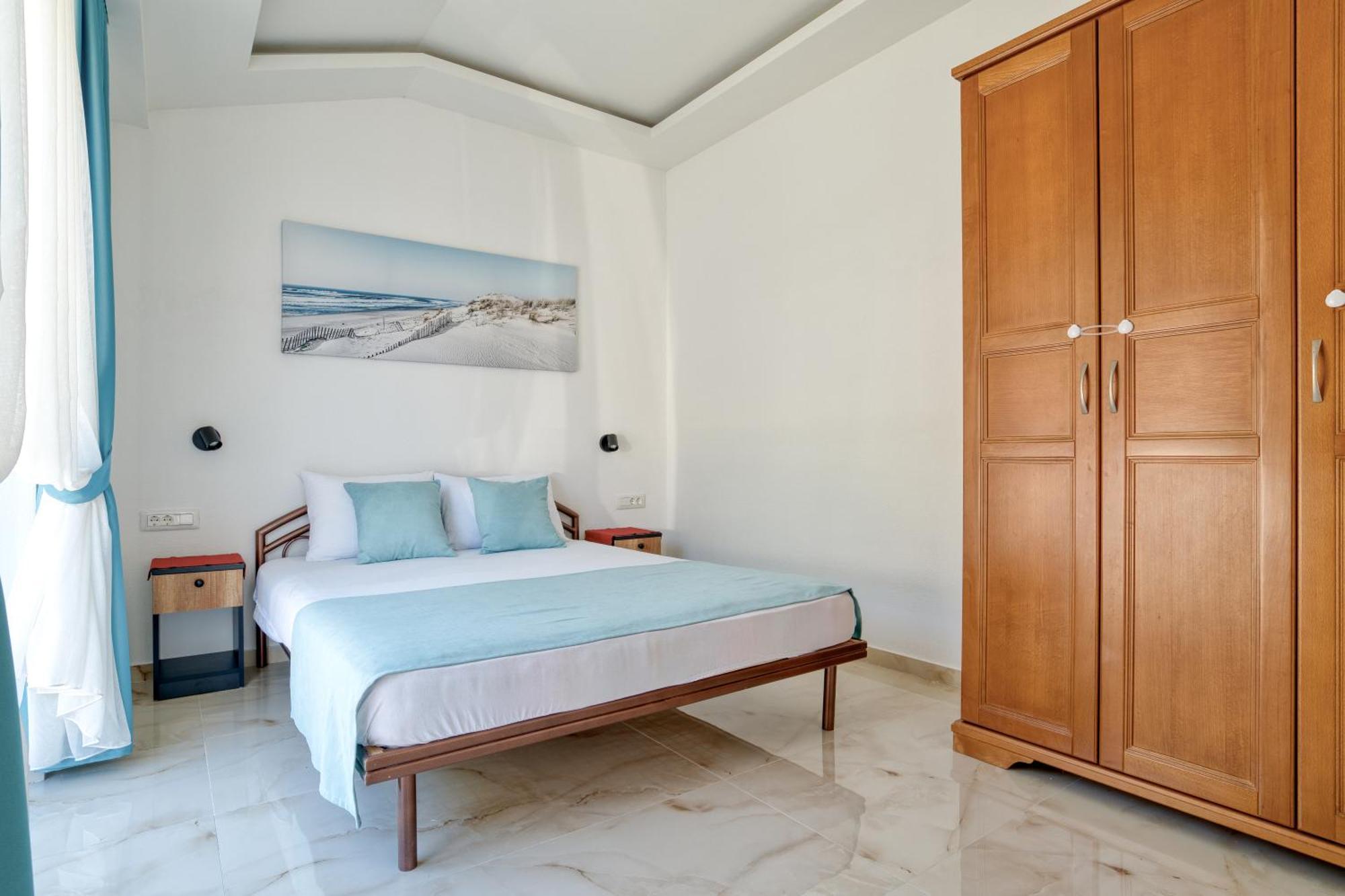 Apartments Ljubica Herceg Novi Buitenkant foto