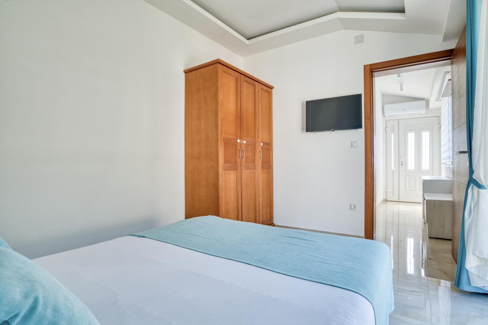 Apartments Ljubica Herceg Novi Buitenkant foto