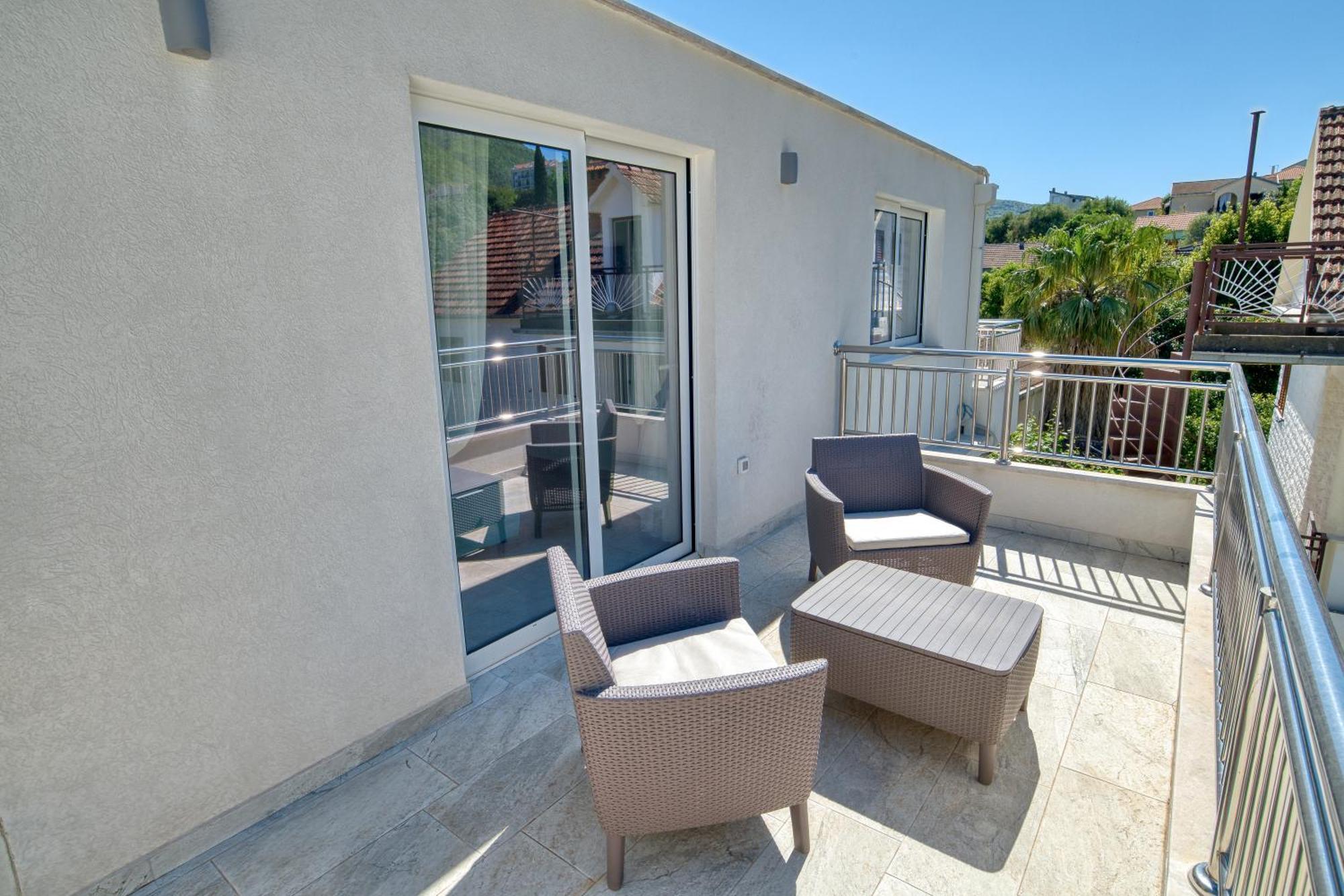 Apartments Ljubica Herceg Novi Buitenkant foto