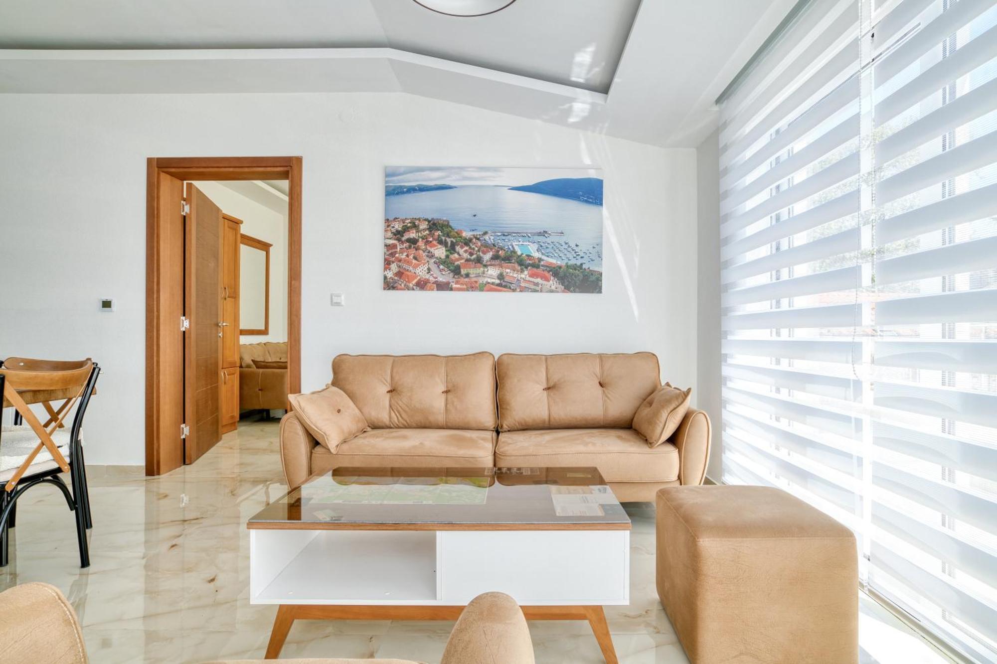 Apartments Ljubica Herceg Novi Buitenkant foto
