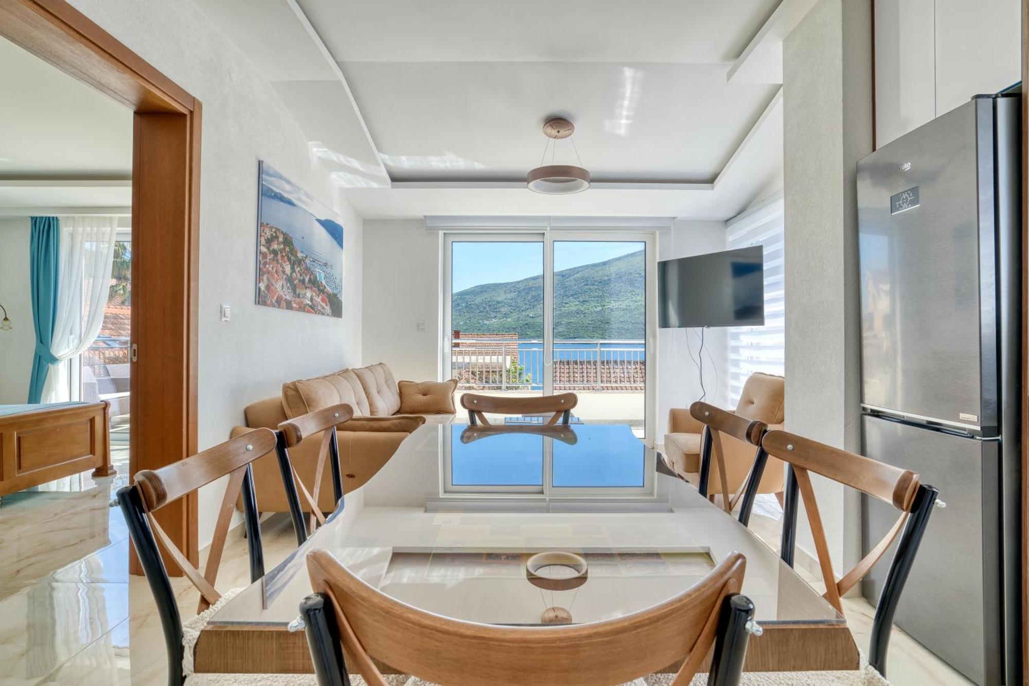 Apartments Ljubica Herceg Novi Buitenkant foto