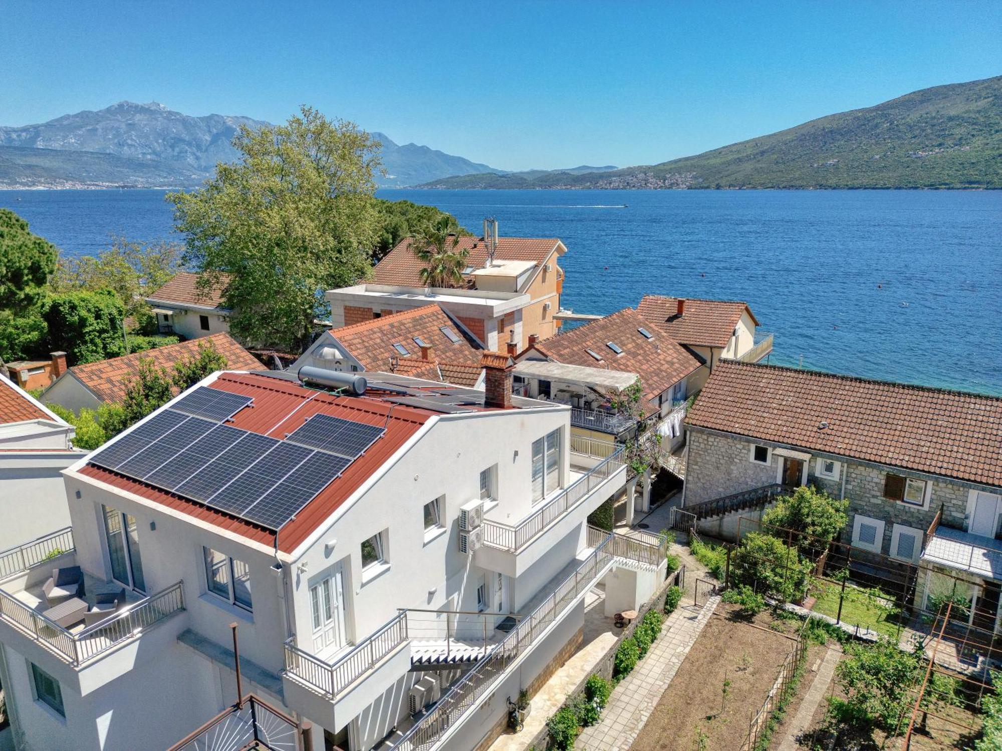 Apartments Ljubica Herceg Novi Buitenkant foto