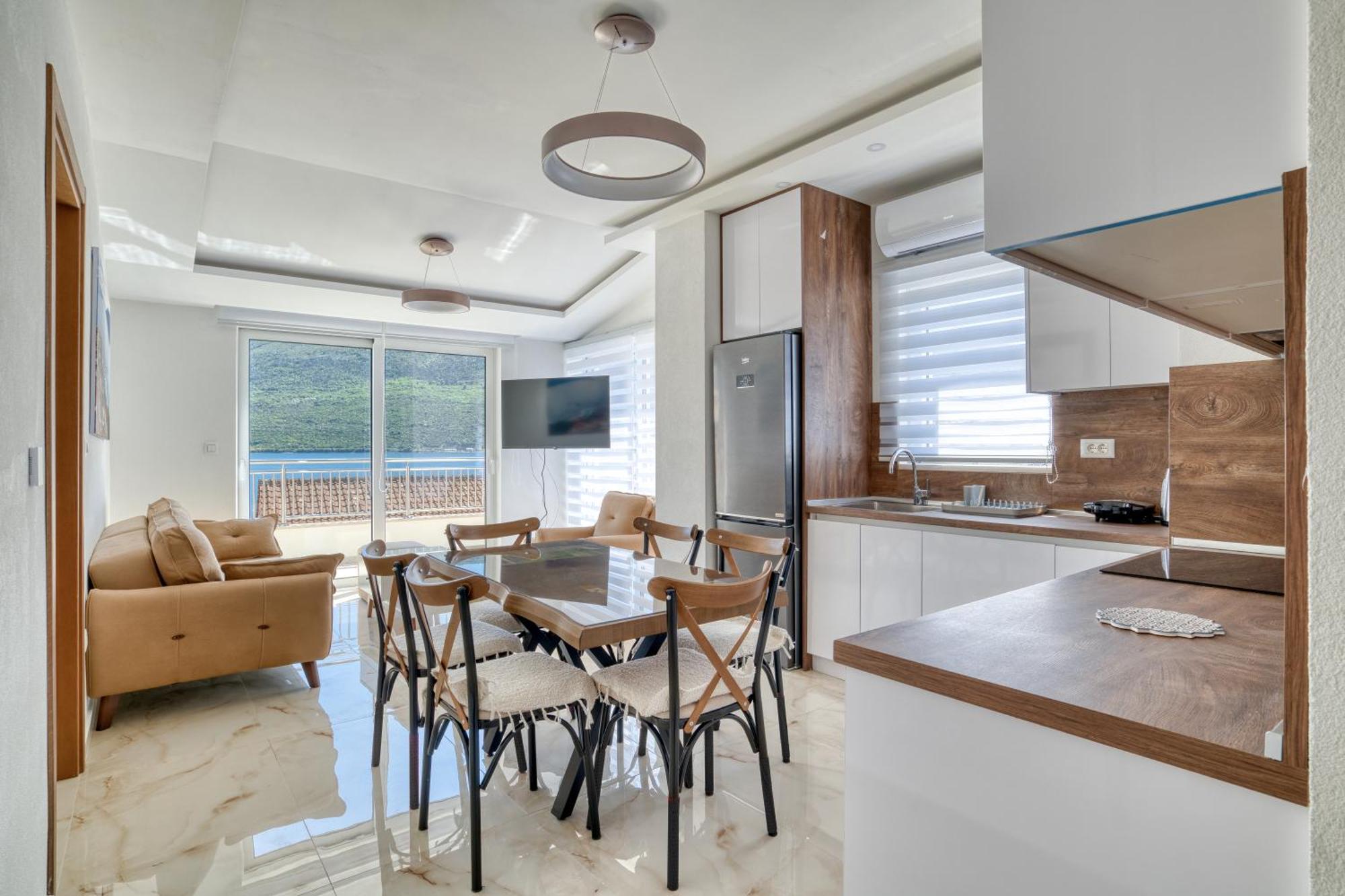 Apartments Ljubica Herceg Novi Buitenkant foto